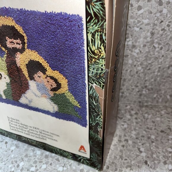 Caron Christmas Nativity Scene Latch Hook Rug Kit 27 X 20 Craft 1978 Jesus Lamb - Picture 5 of 9